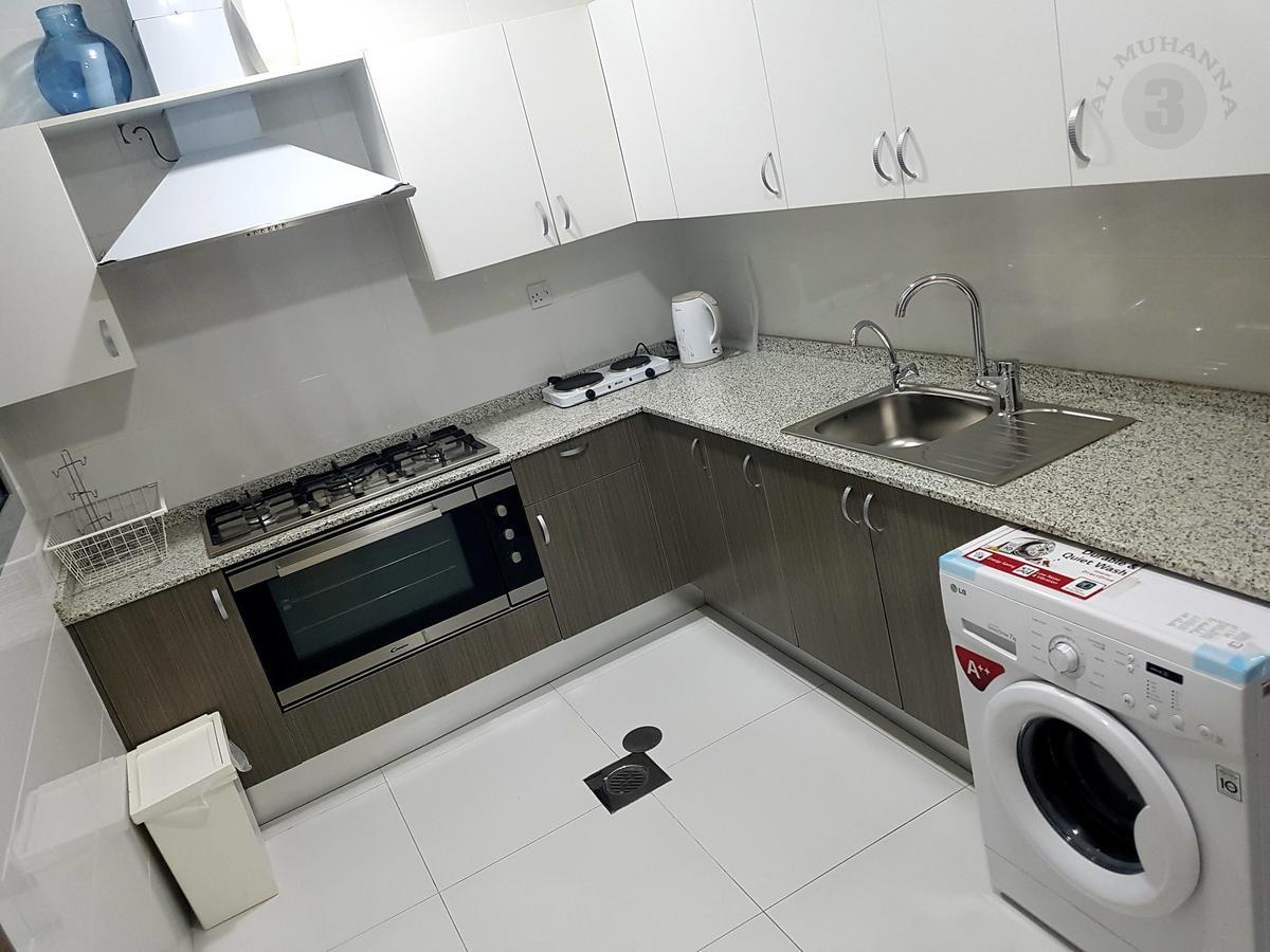 Al Muhanna Plaza Luxury Apartments Kuwait City Eksteriør bilde