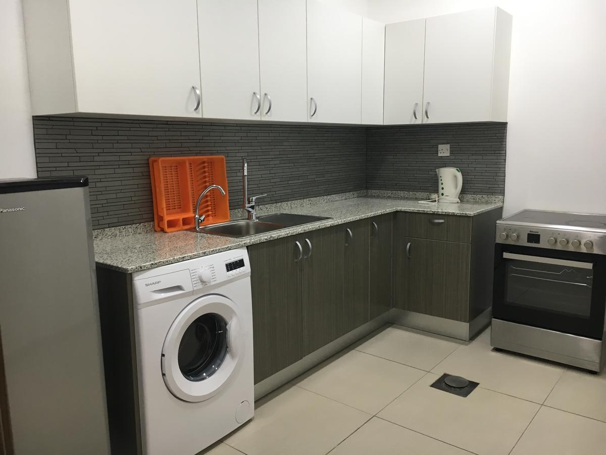 Al Muhanna Plaza Luxury Apartments Kuwait City Eksteriør bilde